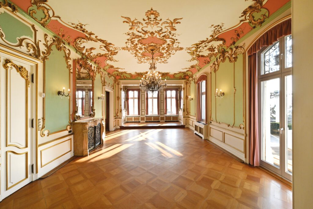 Listing cover image